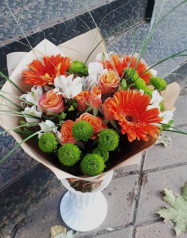 Букет цветов из: Герберы, Хризантемы, Альстромерии и Розы в Октябрьском Удмуртской республики