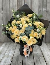 Букет цветов из:  Розы и Лизиантусы #REPLACE_PRED# Октябрьском Удмуртской республики