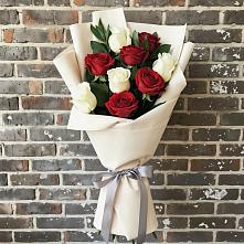 Букет цветов из:  Розы в Октябрьском Удмуртской республики