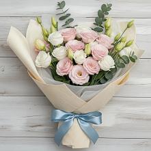 Букет цветов из:  Лизиантусы в Октябрьском Удмуртской республики