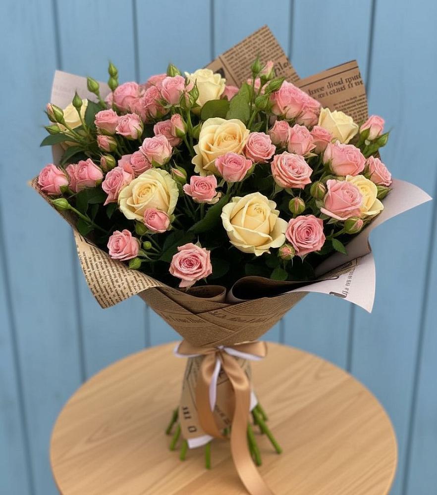 Букет цветов из: Розы в Октябрьском Удмуртской республики