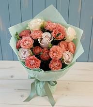 Букет цветов из:  Розы в Октябрьском Удмуртской республики
