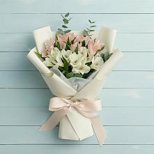 Букет цветов из:  Альстромерии в Октябрьском Удмуртской республики