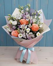 Букет цветов из:  Лизиантусы, Розы, Альстромерии и Гипсофила в Октябрьском Удмуртской республики