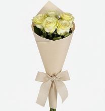 Букет цветов из:  Розы в Октябрьском Удмуртской республики