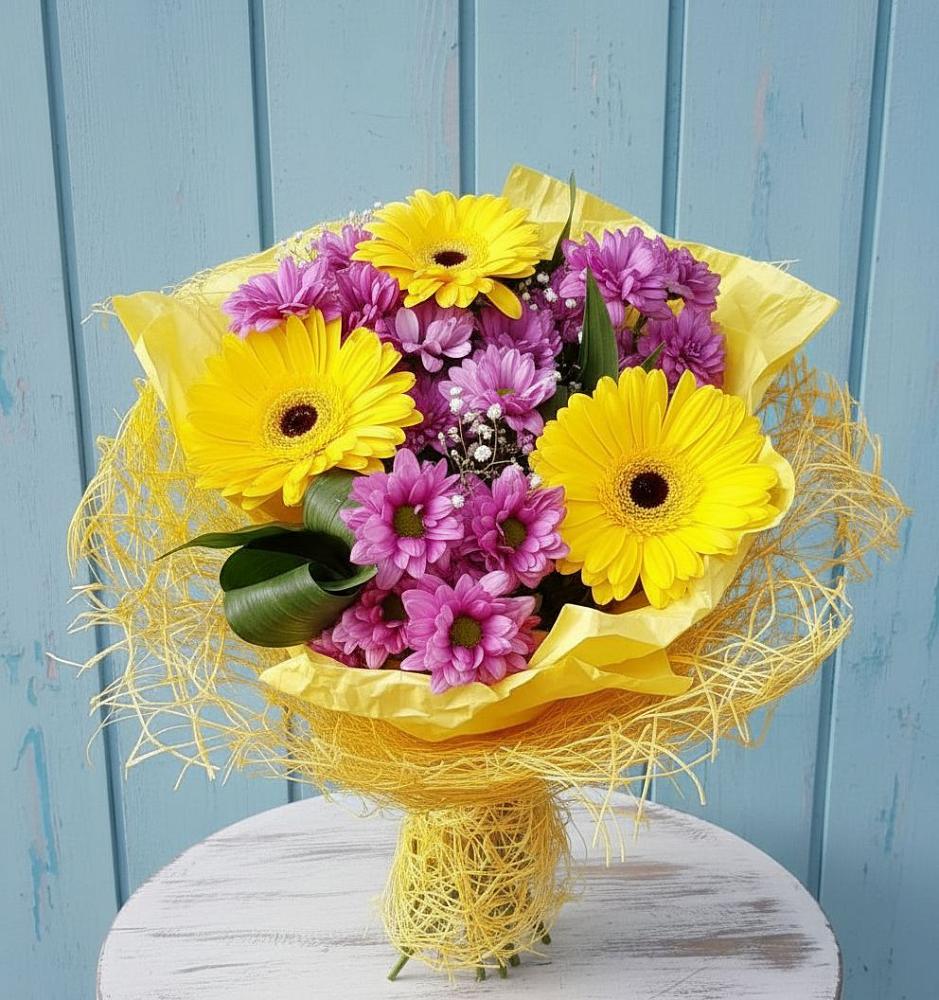 Букет цветов из: Хризантемы и Герберы в Октябрьском Удмуртской республики