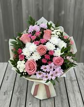 Букет цветов из:  Альстромерии, Гвоздики, Розы и Хризантемы в Октябрьском Удмуртской республики