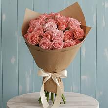 Букет цветов из:  Розы в Октябрьском Удмуртской республики