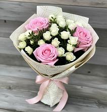 Букет цветов из:  Розы в Октябрьском Удмуртской республики