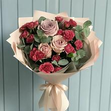 Букет цветов из:  Гвоздики и Розы в Октябрьском Удмуртской республики