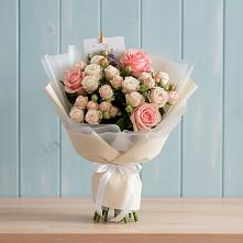 Букет цветов из:  Розы в Октябрьском Удмуртской республики