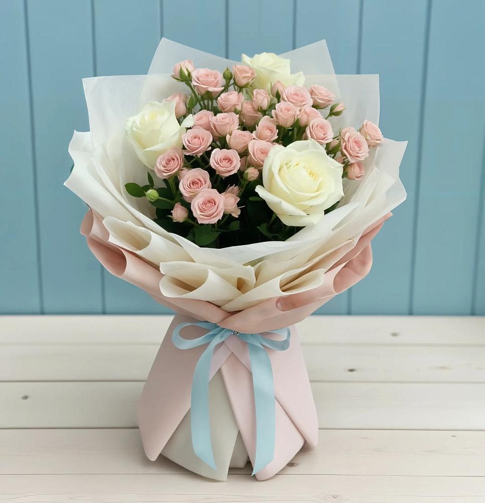 Букет цветов из: Розы в Октябрьском Удмуртской республики